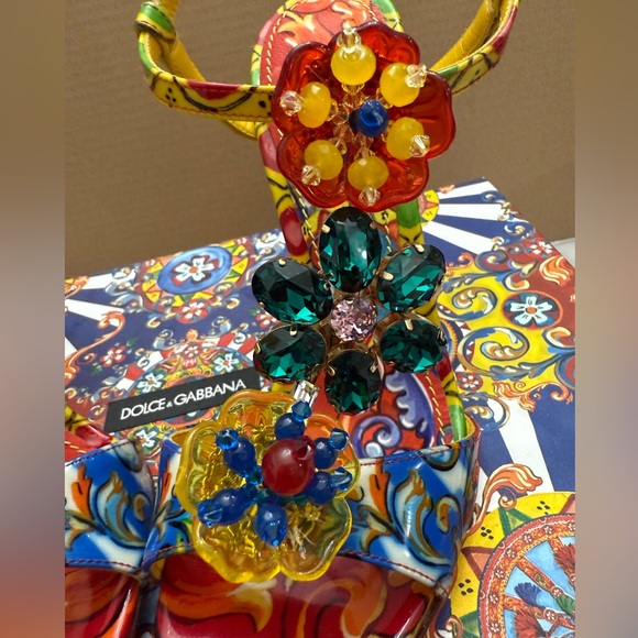 NEVER WORN Dolce & Gabbana Jeweled T-Strap Sandal Heels - Picture 2 of 11